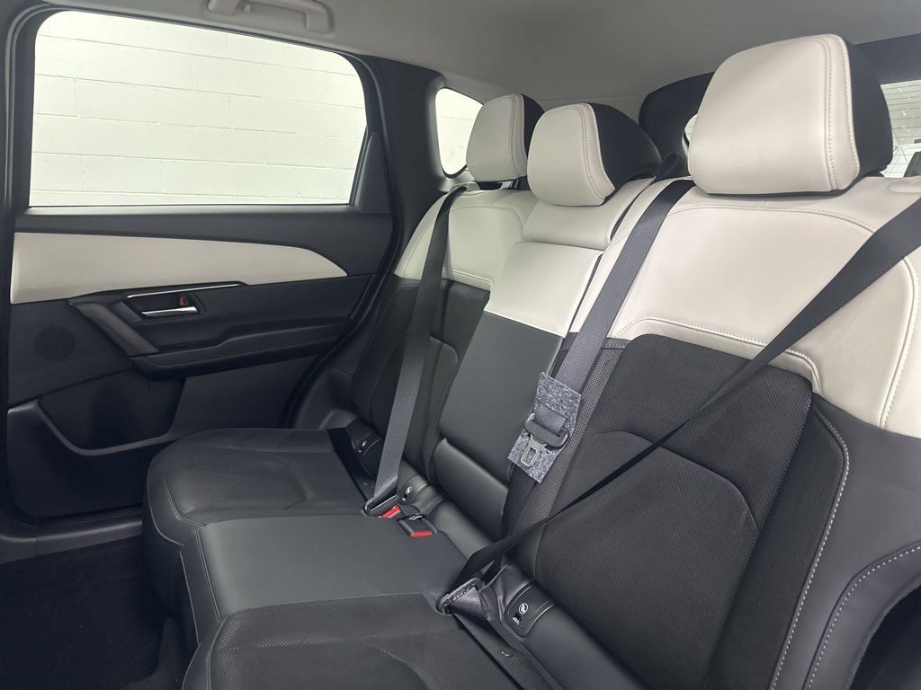 New 2026 MAZDA CX-5 Preferred AWD/4WD image 13