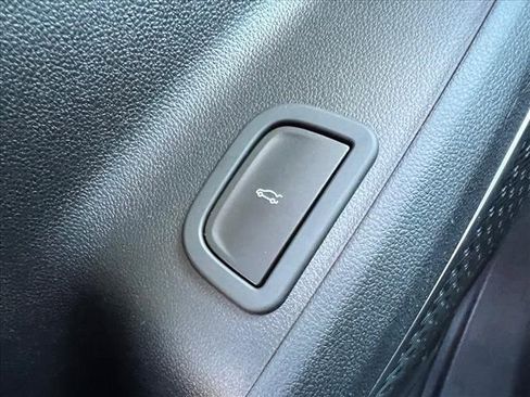 New 2025 Buick Enclave Sport Touring w/ Power Package image 21