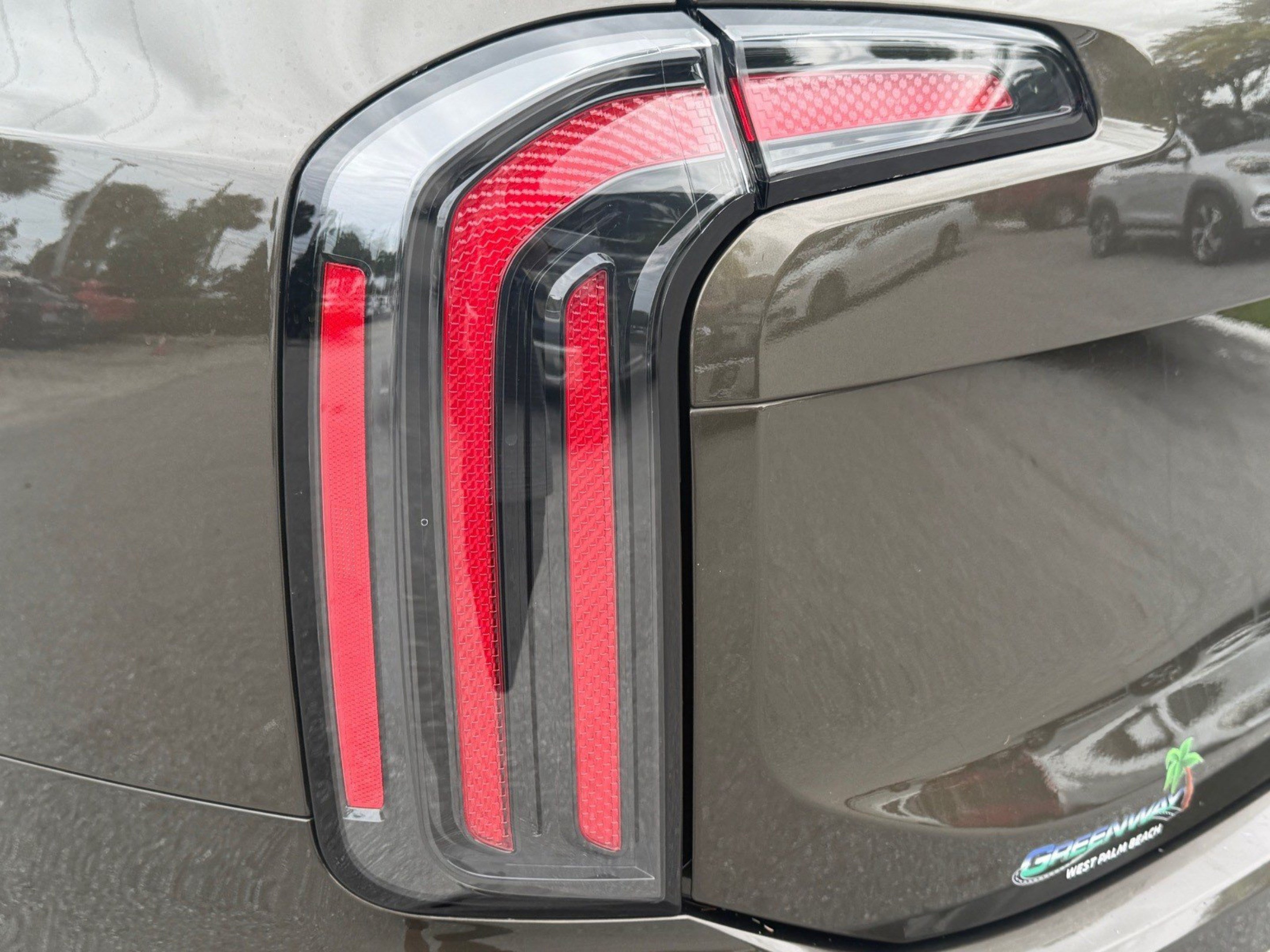 Used 2024 Kia Telluride EX FWD image 13