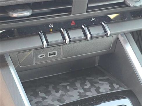 New 2026 Chevrolet Colorado Trail Boss AWD/4WD image 28