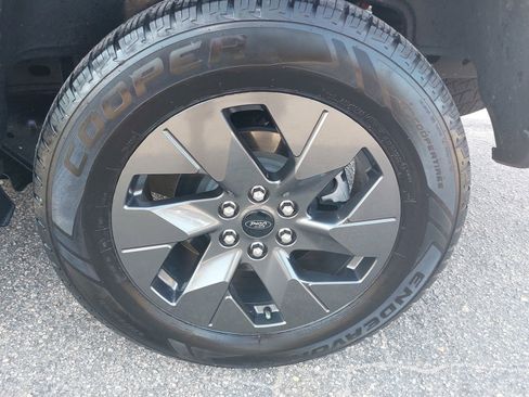 Used 2023 Ford F150 Lightning Lariat AWD/4WD image 35