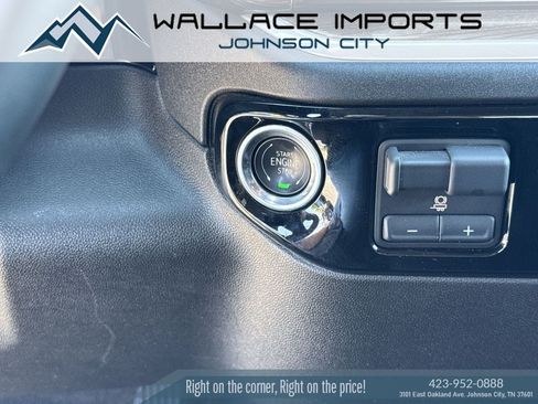 Used 2025 Chevrolet Silverado 2500 LT w/ Safety Package AWD/4WD image 22
