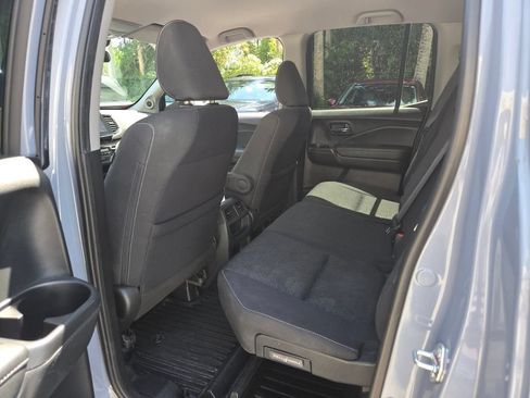 Used 2023 Honda Ridgeline Sport image 10