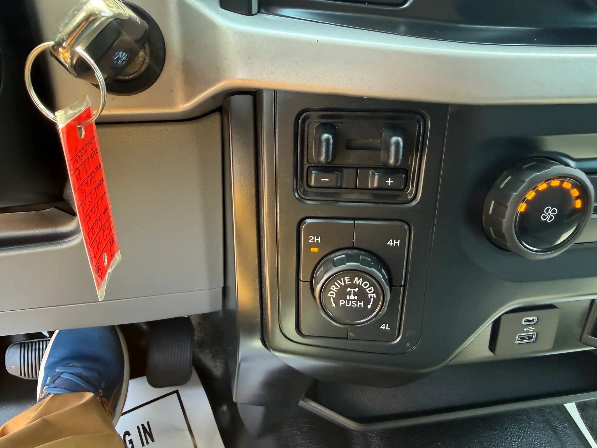 Used 2023 Ford F150 XL AWD/4WD image 13