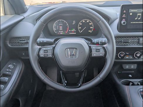 Used 2026 Honda HR-V Sport image 13