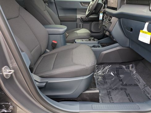 New 2025 Ford Maverick XL w/ Equipment Group 102A image 34