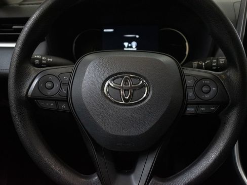 Used 2024 Toyota RAV4 XLE AWD/4WD image 14