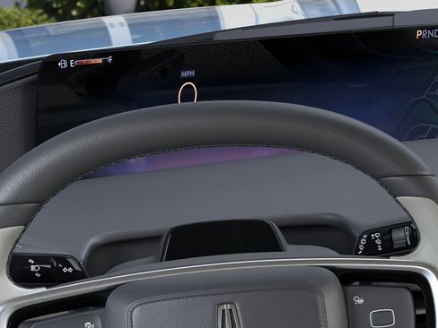 New 2026 Lincoln Navigator L Reserve AWD/4WD image 13