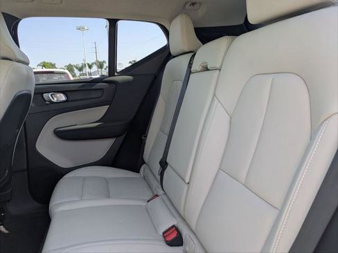 Used 2026 Volvo XC40 B5 Plus w/ Protection Package Premier AWD/4WD image 22