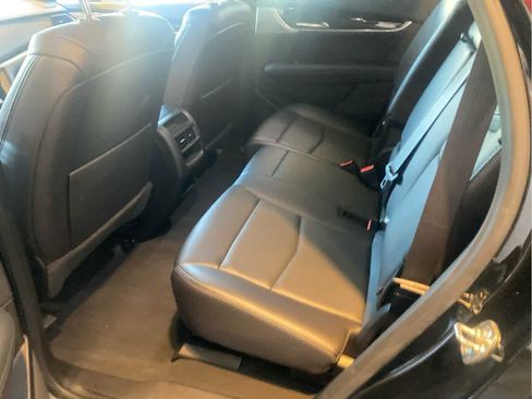 Used 2024 Cadillac XT5 Premium Luxury w/ Technology Package image 9