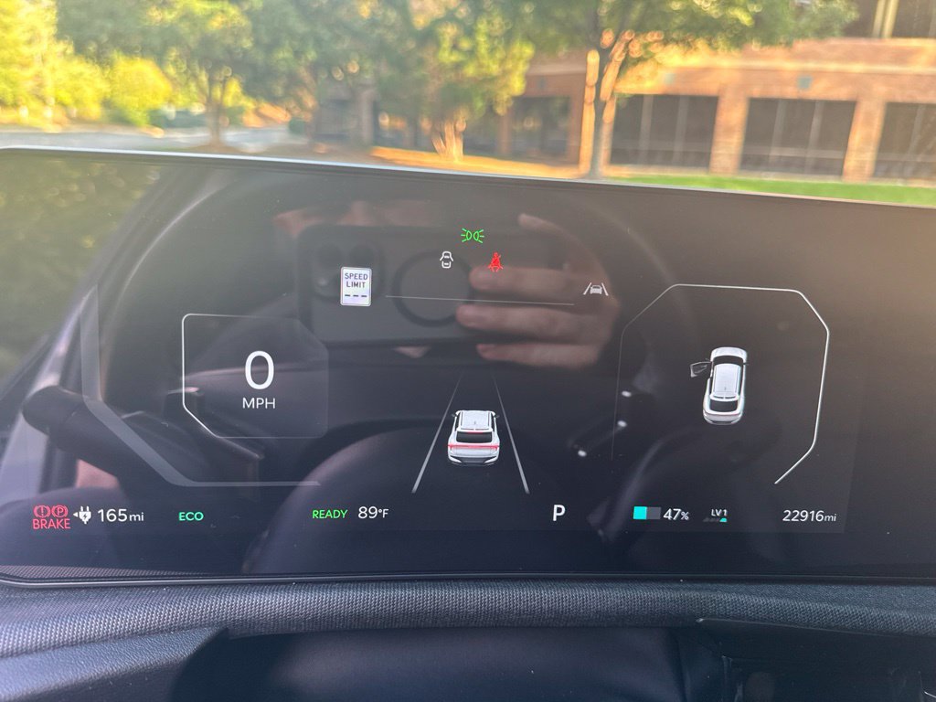 Used 2025 Kia EV6 Light w/ Light LR Technology Package RWD image 21