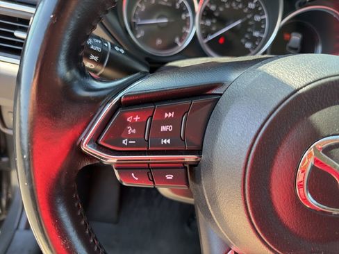 Used 2019 MAZDA CX-5 Touring FWD image 50