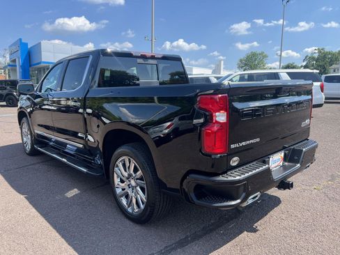 Used 2023 Chevrolet Silverado 1500 High Country w/ High Country Premium Package AWD/4WD image 5