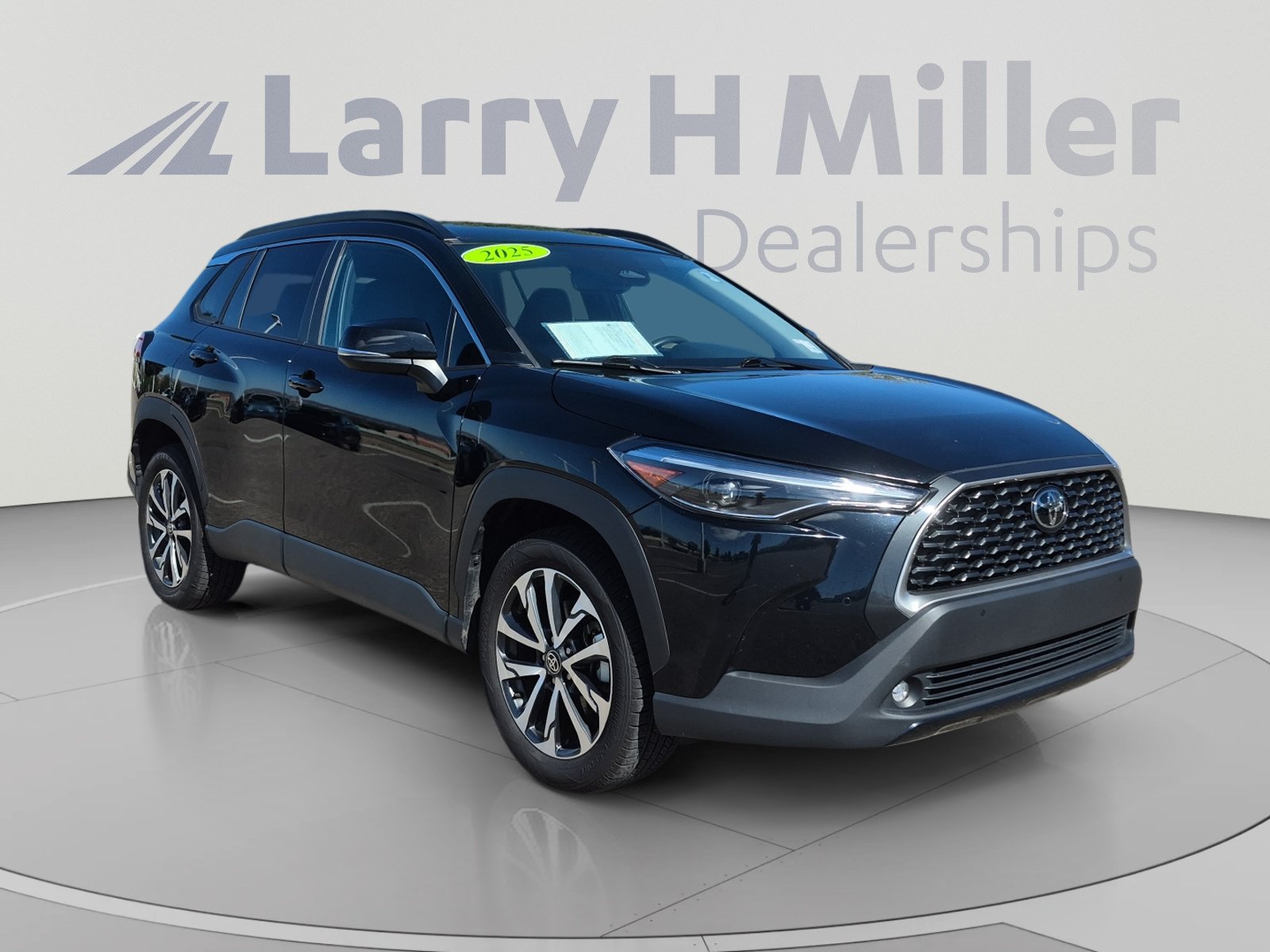 Certified 2025 Toyota Corolla Cross XLE AWD/4WD image 7