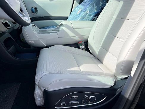 New 2026 Hyundai Palisade Calligraphy image 8