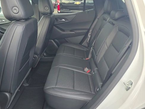 New 2026 Chevrolet Equinox LT w/ Convenience Package II image 13