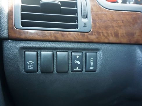 Used 2014 Nissan Armada SL w/ Moonroof Package AWD/4WD image 4