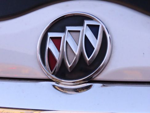 Used 2022 Buick Enclave Essence w/ Experience Buick Package image 16