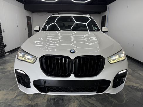 Used 2020 BMW X5 M50i AWD/4WD image 7