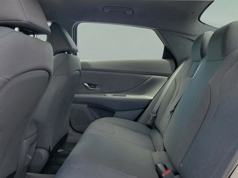 New 2026 Hyundai Elantra SE image 13