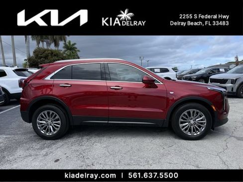 Used 2024 Cadillac XT4 Premium Luxury w/ Cold Weather Package FWD image 2