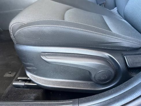Used 2023 Kia Forte LXS FWD image 19