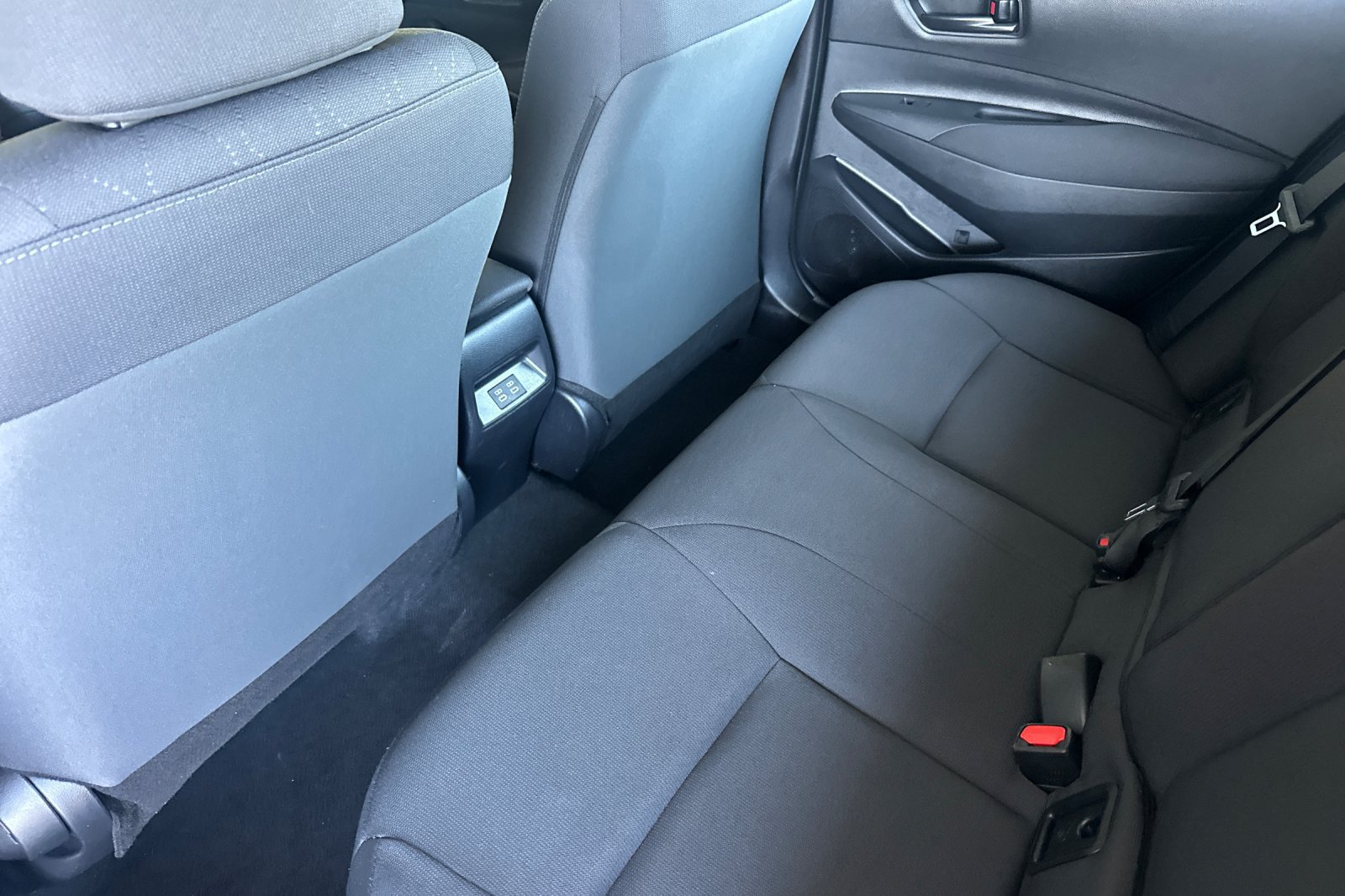 Certified 2024 Toyota Corolla LE FWD image 15