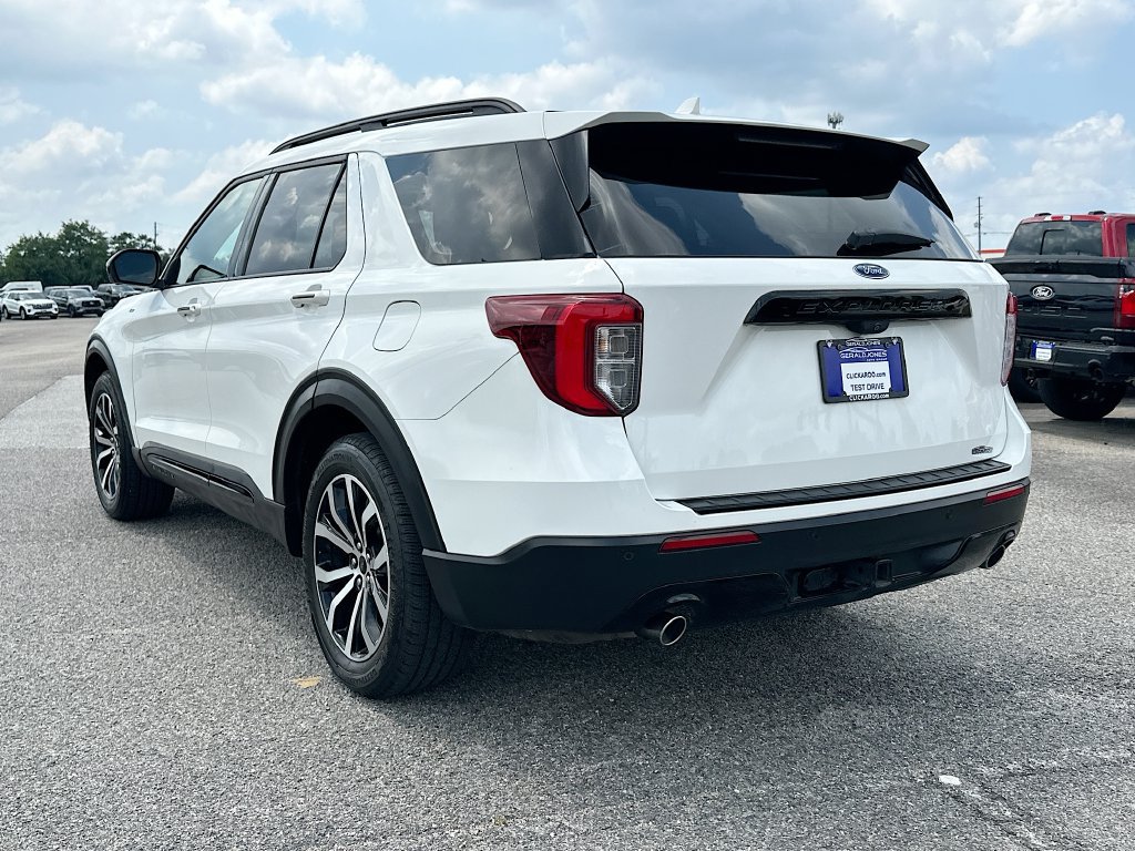 Used 2023 Ford Explorer ST-Line w/ Class IV Trailer Tow Package RWD image 6