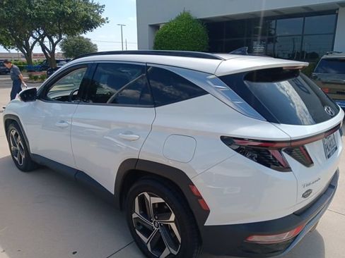 Used 2022 Hyundai Tucson Limited FWD image 9