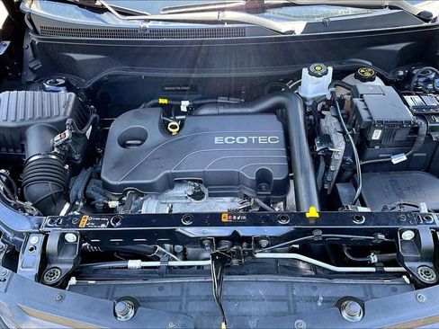 Used 2021 Chevrolet Equinox LS w/ LPO, Blackout Package AWD/4WD image 22