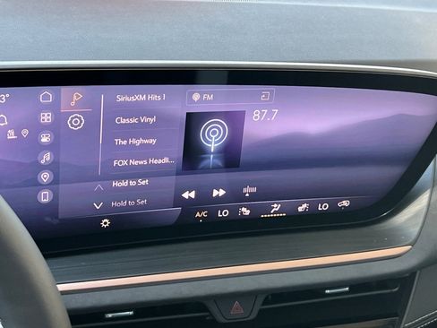 New 2026 Buick Envision Sport Touring AWD/4WD image 17