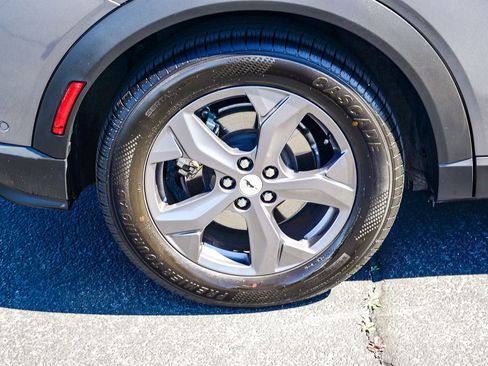 Used 2023 Ford Mustang Mach-E Select image 5