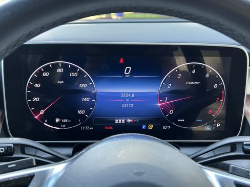 Used 2023 Mercedes-Benz GLC 300 image 21