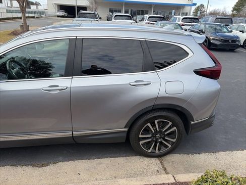 Used 2020 Honda CR-V Touring image 2