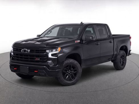 Used 2025 Chevrolet Silverado 1500 LT Trail Boss w/ Convenience Package II AWD/4WD image 1