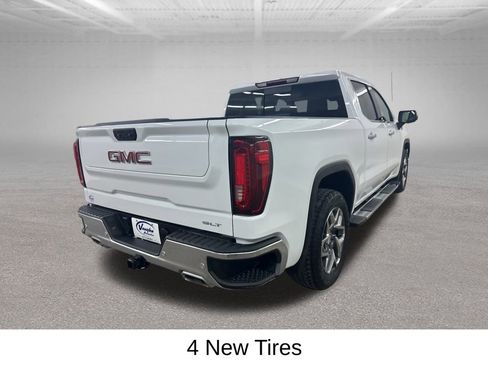 Used 2022 GMC Sierra 1500 SLT w/ SLT Premium Plus Package image 13