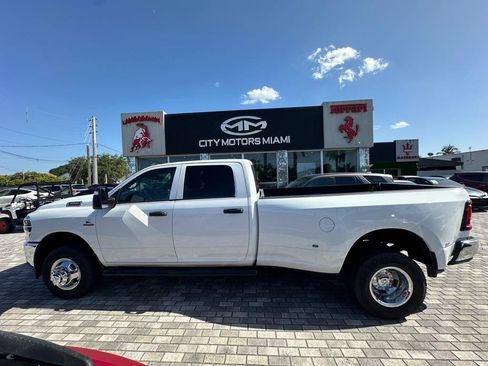 Used 2026 RAM 3500 Tradesman AWD/4WD image 4