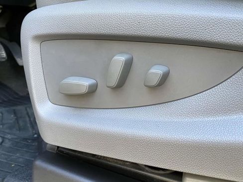 Used 2018 GMC Sierra 1500 SLT image 18