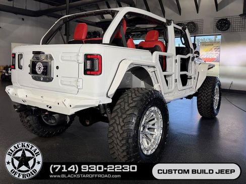 Used 2025 Jeep Wrangler Unlimited Rubicon AWD/4WD image 40