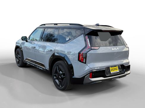 New 2026 Kia EV9 GT-Line image 3