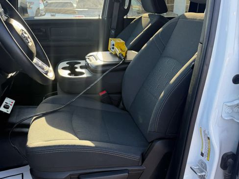 Used 2022 RAM 5500 Tradesman w/ Safety Group image 5