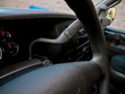 Used 2024 GMC Savana 2500 w/ Driver Convenience Package image 26