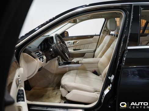 Used 2014 Mercedes-Benz E 250 E 250 Base BlueTEC® 4MATI image 16