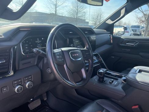 Used 2022 GMC Sierra 1500 AT4 w/ AT4 Preferred Package image 10