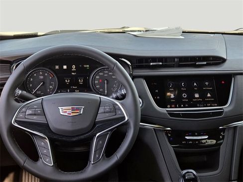 New 2026 Cadillac XT5 Premium Luxury w/ Driver Assist Package image 12