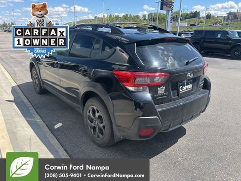 Used 2022 Subaru Crosstrek 2.5i Sport w/ Moonroof Package image 8