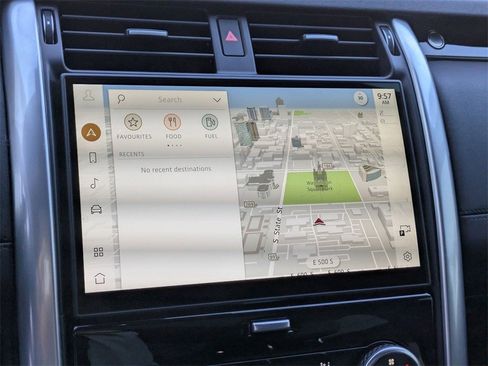 Used 2025 Land Rover Discovery S image 24