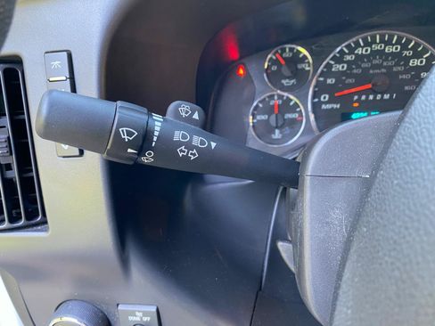 Used 2025 Chevrolet Express 2500 w/ Driver Convenience Package RWD image 44