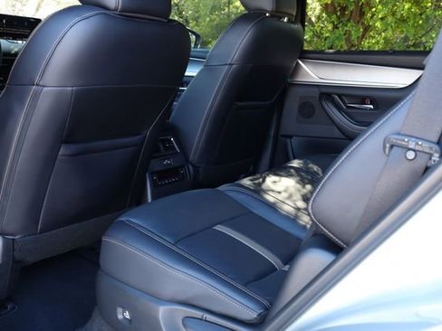 Used 2025 MAZDA CX-90 3.3 Turbo S w/ Premium Package image 8