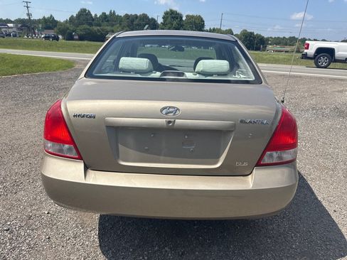 Used 2001 Hyundai Elantra GLS FWD image 9